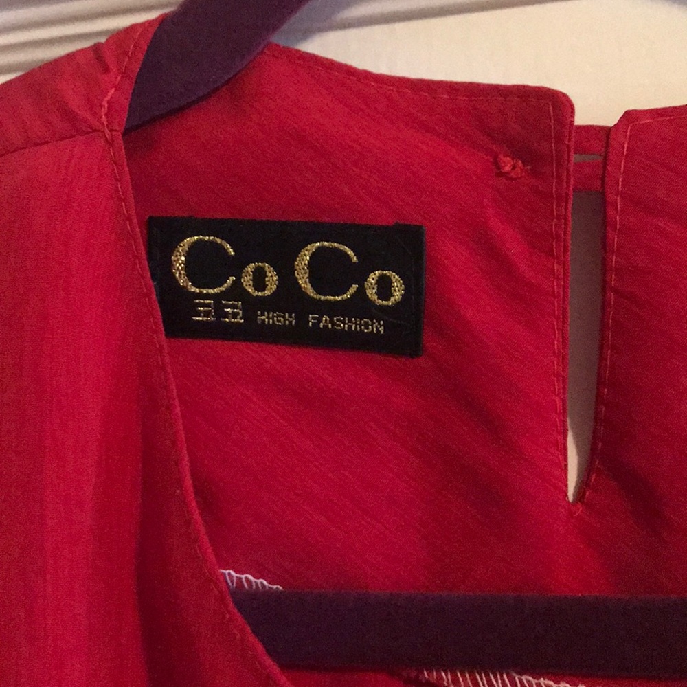 Red blouse - Picture 3 of 3